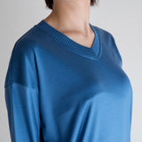 100% Superfine Silk Smooth V-neck Pullover