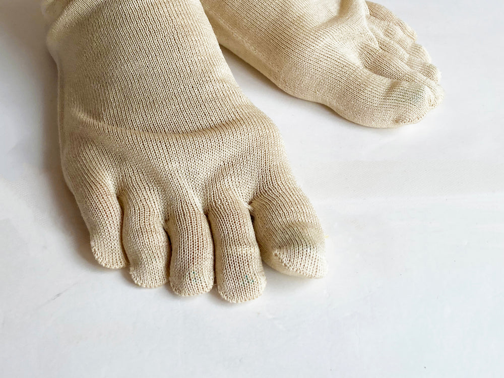 HIETORI (Detox) Series   Yasan Wild Silk Thin Toe Socks